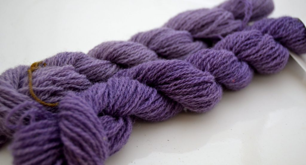 HOW TO MAKE NATURAL DYE WITH LOGWOOD, ORGANIC COLOR, PURPLE GRAY BLUE, IRON SHIFT